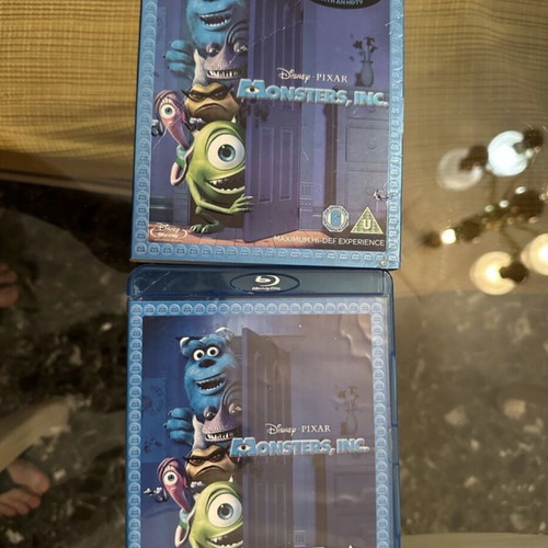 Monsters Inc Blu-Ray used without Greek subtitles, cracked case