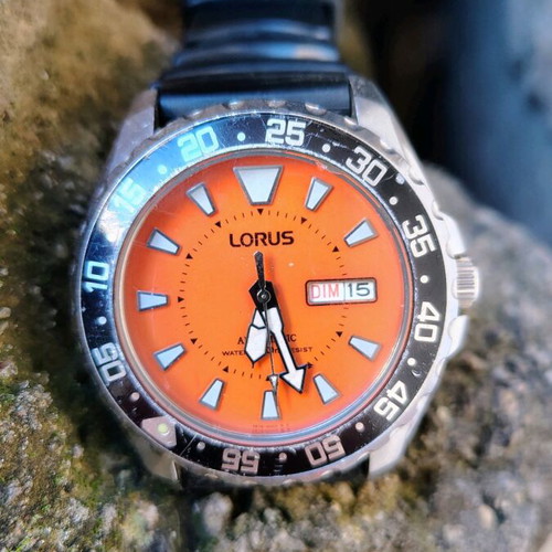 Lorus automatic watch used, waterproof 100m, black-orange