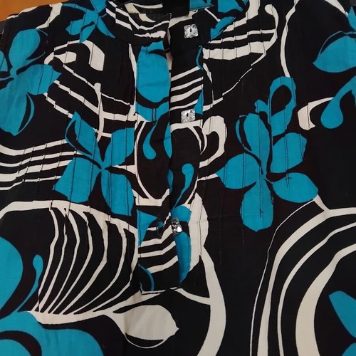 Tunic blue, black and white like new, versatile mini dress