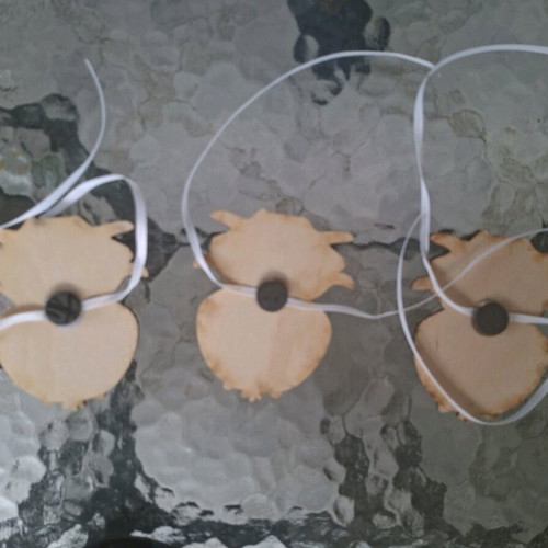 Wooden decorative ducklings like new, set of 3 pieces