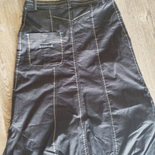 Mat midi women's skirt like new, black with silver seams