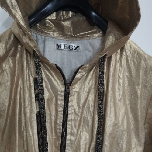 Gold dress like new with hood and belt universal size