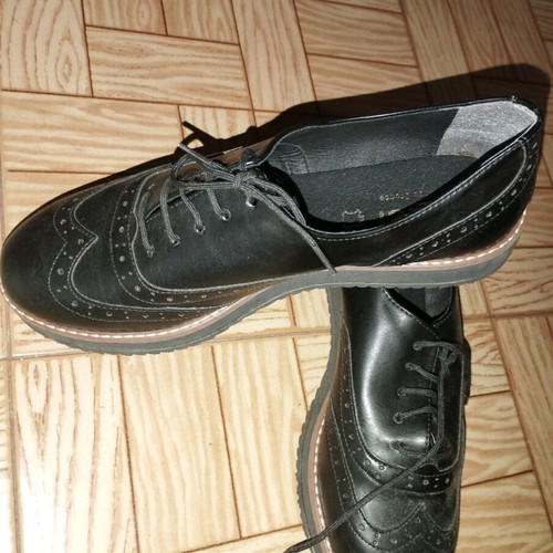 Black shoes size 38 like new, worn once