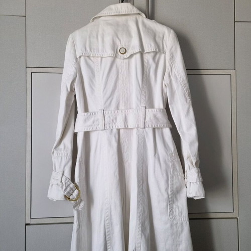 Zara off white trench coat with belt size L used