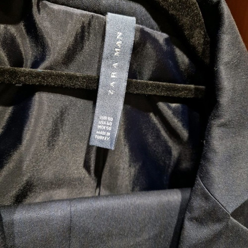 Zara suit used, size M