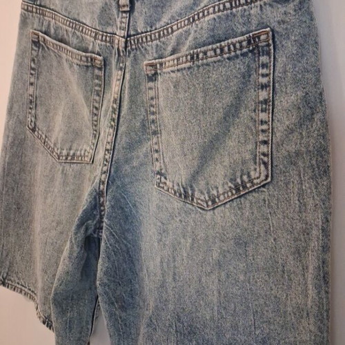 H&M Divided Denim Shorts No 38 like new, light blue wash