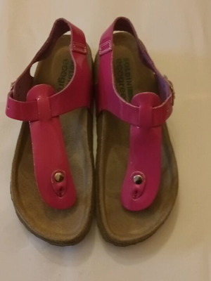Girls' leather sandals like new, size 34, pink