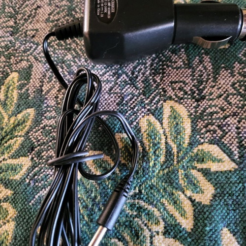 Car chargers 3 pieces, one for Garmin