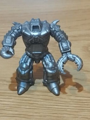 Alien monster fighter figures, vintage, set of 3
