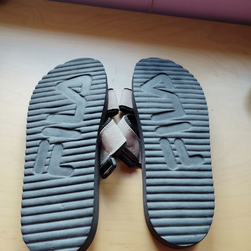 Fila women's slippers size 40 like new, brown