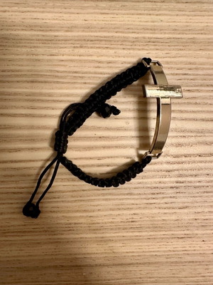Bracelet with cross used