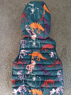 Dpam sleeveless kids jacket 104 cm like new, warm