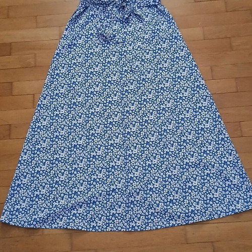 Shein blue long skirt with white floral design size Small like new