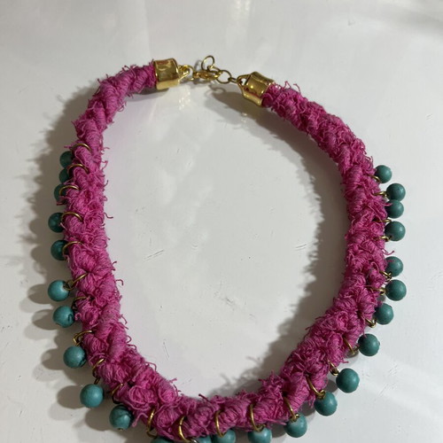 Handmade necklace like new, pink and green