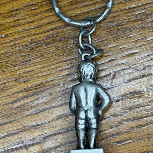 Metal Brussels keychain used