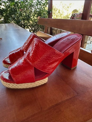 Tory Burch slippers like new, red, size 38.5