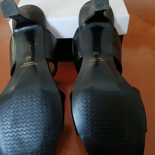 Nelly black sandals like new, leather, size 39-40