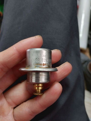 Vacuum valve fuel for BOSCH 0280160557 used, Audi Seat VW