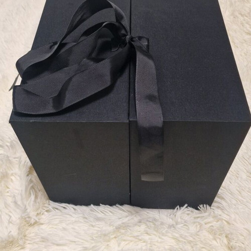 Box with compartments like new, black, ideal for jewelry