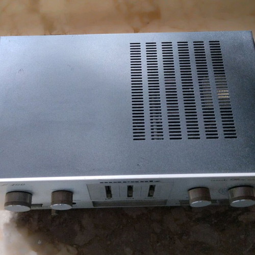 Marantz PM400 amplifier used in very good condition