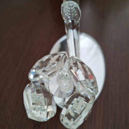 Table decorative item new with mirror base