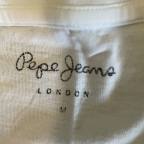 Pepe Jeans mako t-shirt like new with embroidered sequins, size M