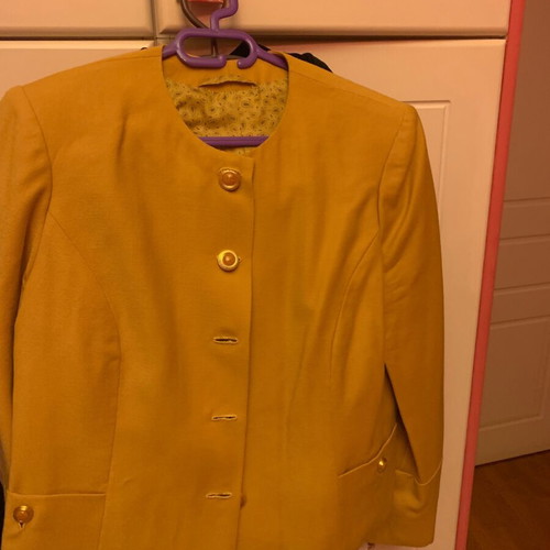 Wool blazer thin mustard like new, size XL