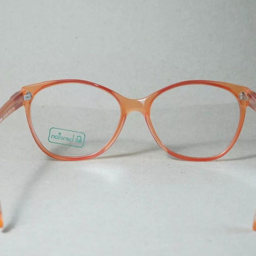 Italian Benetton women's myopia glasses used, orange
