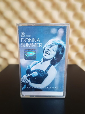 Donna Summer Live and More Encore cassette like new