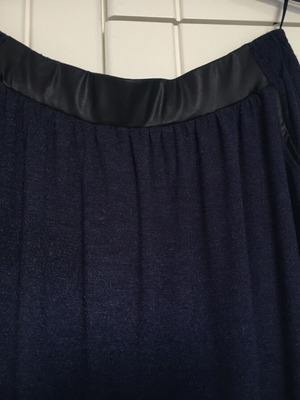 Skirt new, size M-L