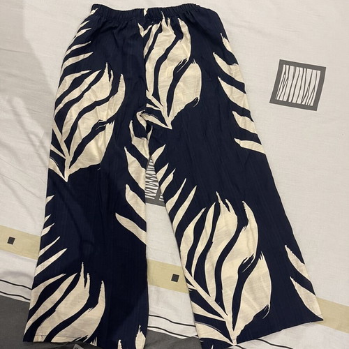 Women's airy summer palazzo pants like new, white and blue, size M