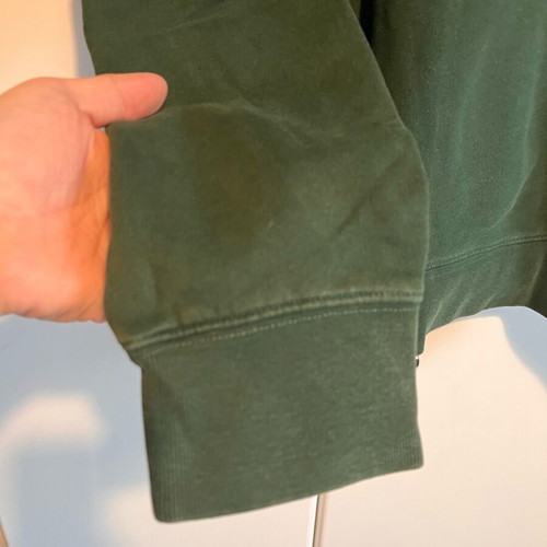 Carhartt hoodie size L very good condition, green