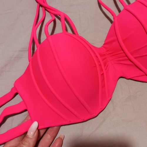 Swimsuit with built-in padding like new, size M