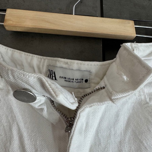 Jean shorts Zara white, like new, size M 38 10