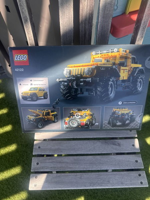 Lego Technic Jeep Wrangler 42122 σφραγισμένο, 665 τεμ για 9+ ετών