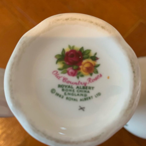 Royal Albert Old Country Roses βάζα σαν καινούργια, σετ 3 τεμαχίων