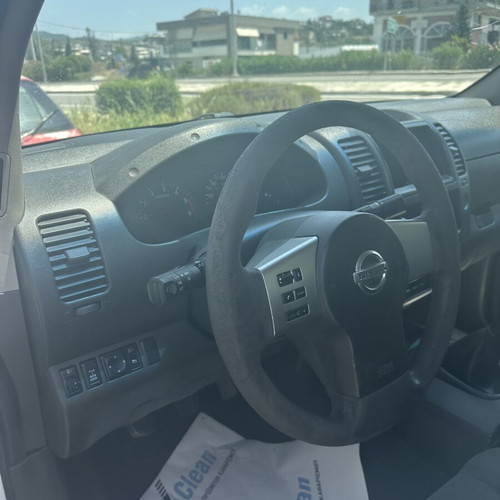 Nissan Navara 2014 diesel pickup truck, manual transmission