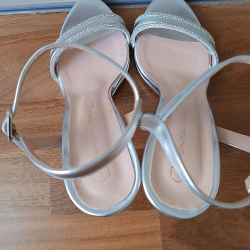 Pentavras silver sandals new, size 39, heel height 10-11cm