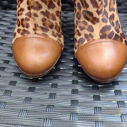 Ugg Vintage boots used, leopard print, size 37.5
