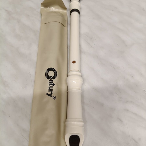 Soprano Recorder Century like new with case