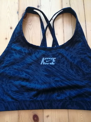 Nike Dri-FIT women's sports bra XXL