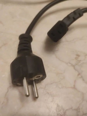 Power Cable Type C13 to Schuko like new
