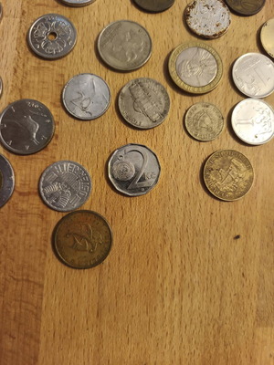 Foreign coins used, pack