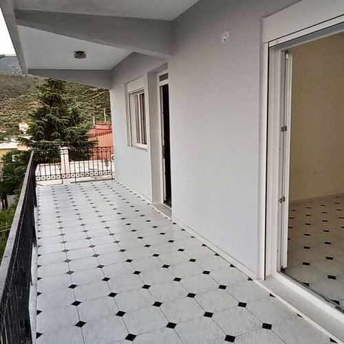 Apartment 2nd floor in Avlona Attica with view and parking