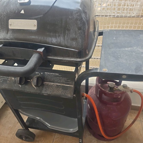 Barbecue used, needs cleaning