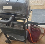 Barbecue used, needs cleaning