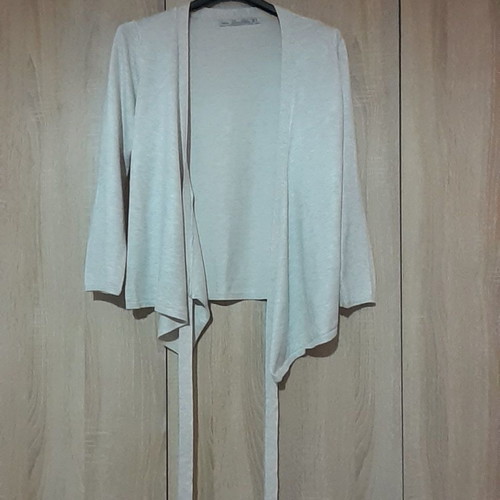 Women's cardigan used, size M, beige