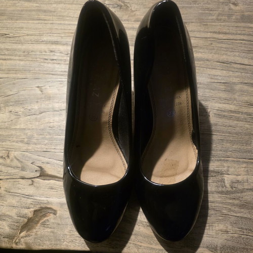 Marypaz black pumps for women, size 39