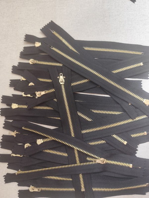 Zippers pack of 20 metallic black with gold new