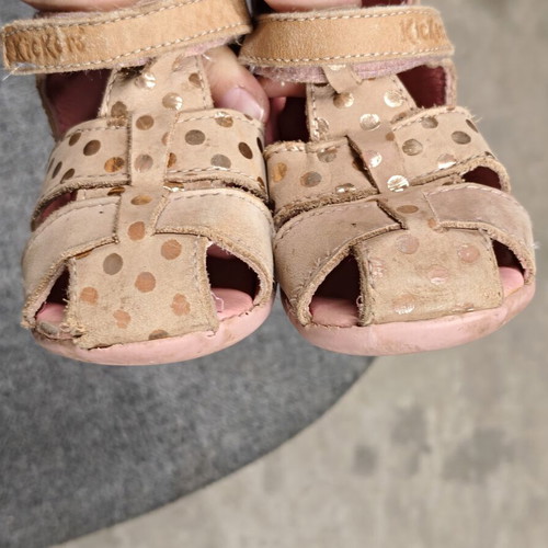 Kickers shoes used